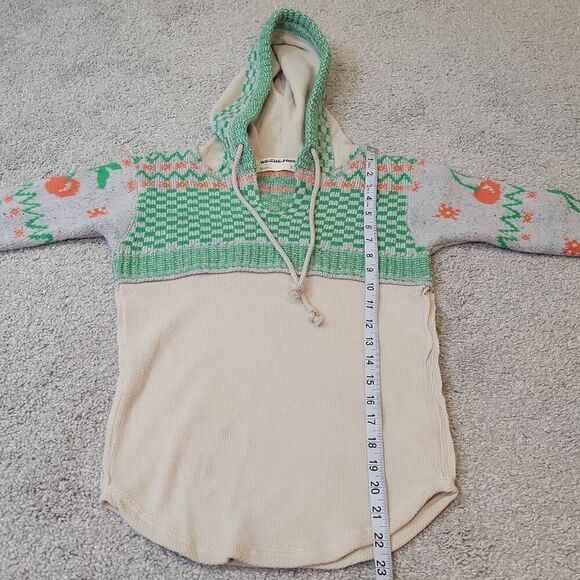 We The Free Cherry Cola Swit Cuff Wool Hoodie Size XS - Picture 4 of 5